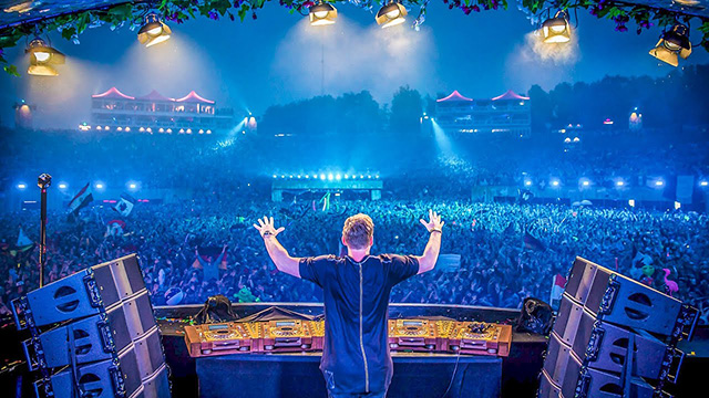 Better Off Alone / Runaway (Mashup) | Hardwell Live @ TML 2015